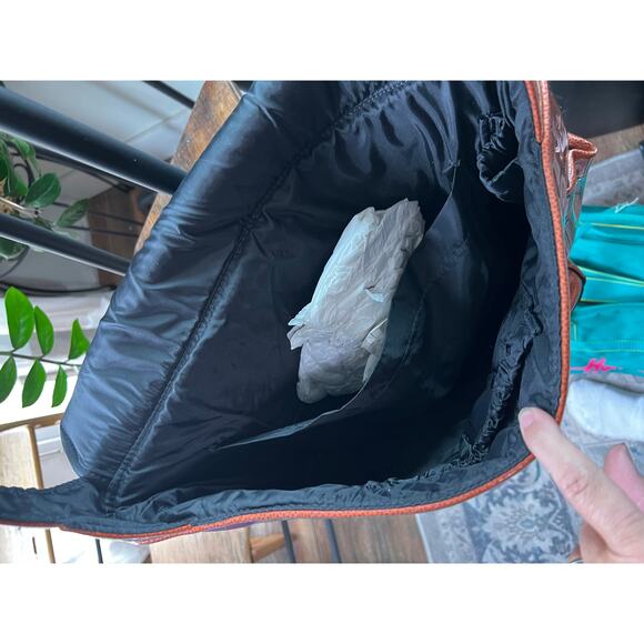 Timi & Leslie Diaper Bag - Pebbled Leather vibe. - Picture 2 of 6